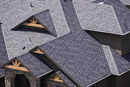 Soft Wash Roof Cleaning vs. Pressure Washing: What Syracuse Homeowners Should Know Thumbnail
