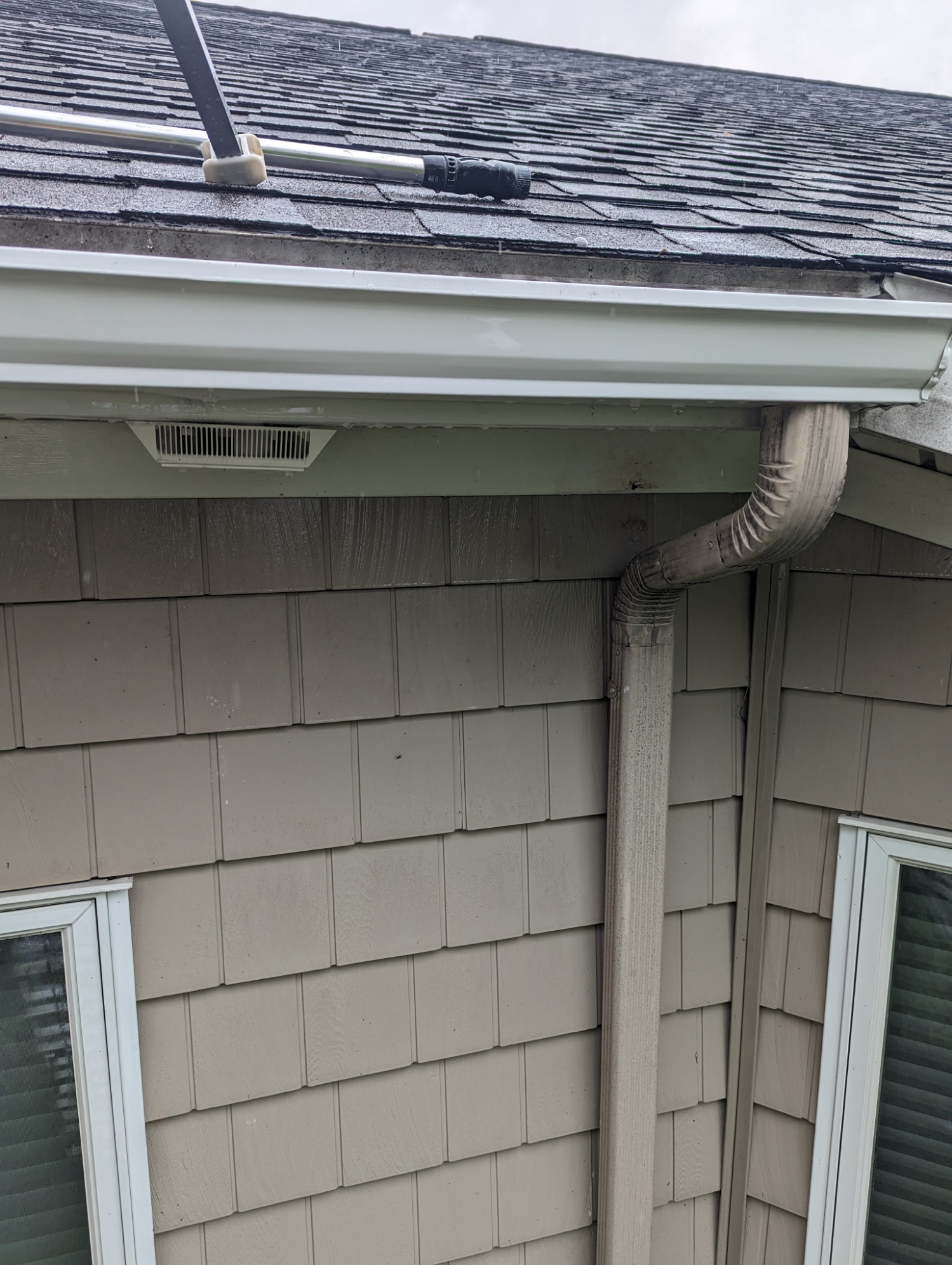 Expert Gutter Brightening in  Manlius, New York Thumbnail